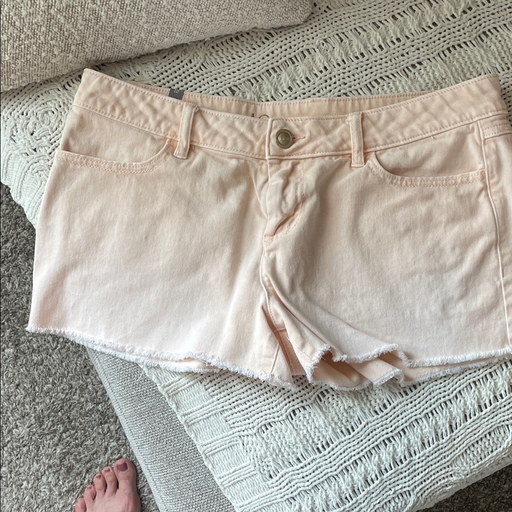 FREE with closet purchase LC Lauren Conrad Light Peach Jean Shorts 12